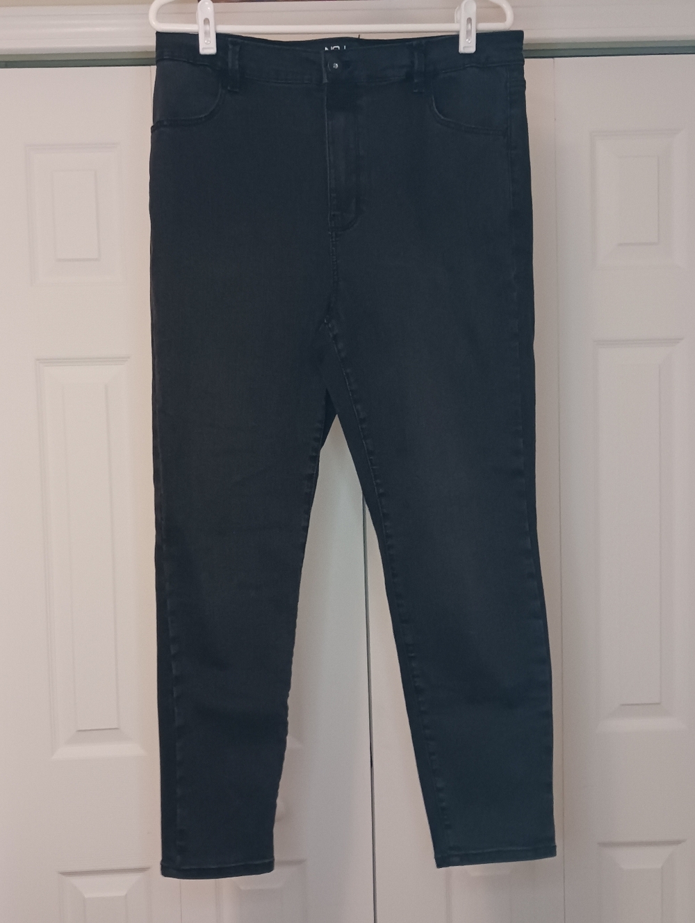NWT No Boundaries Black Super High Rise Jeggings Size 17